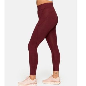 NEW! Outdoor Voices TechSweat 7/8 Leggings Burgundy